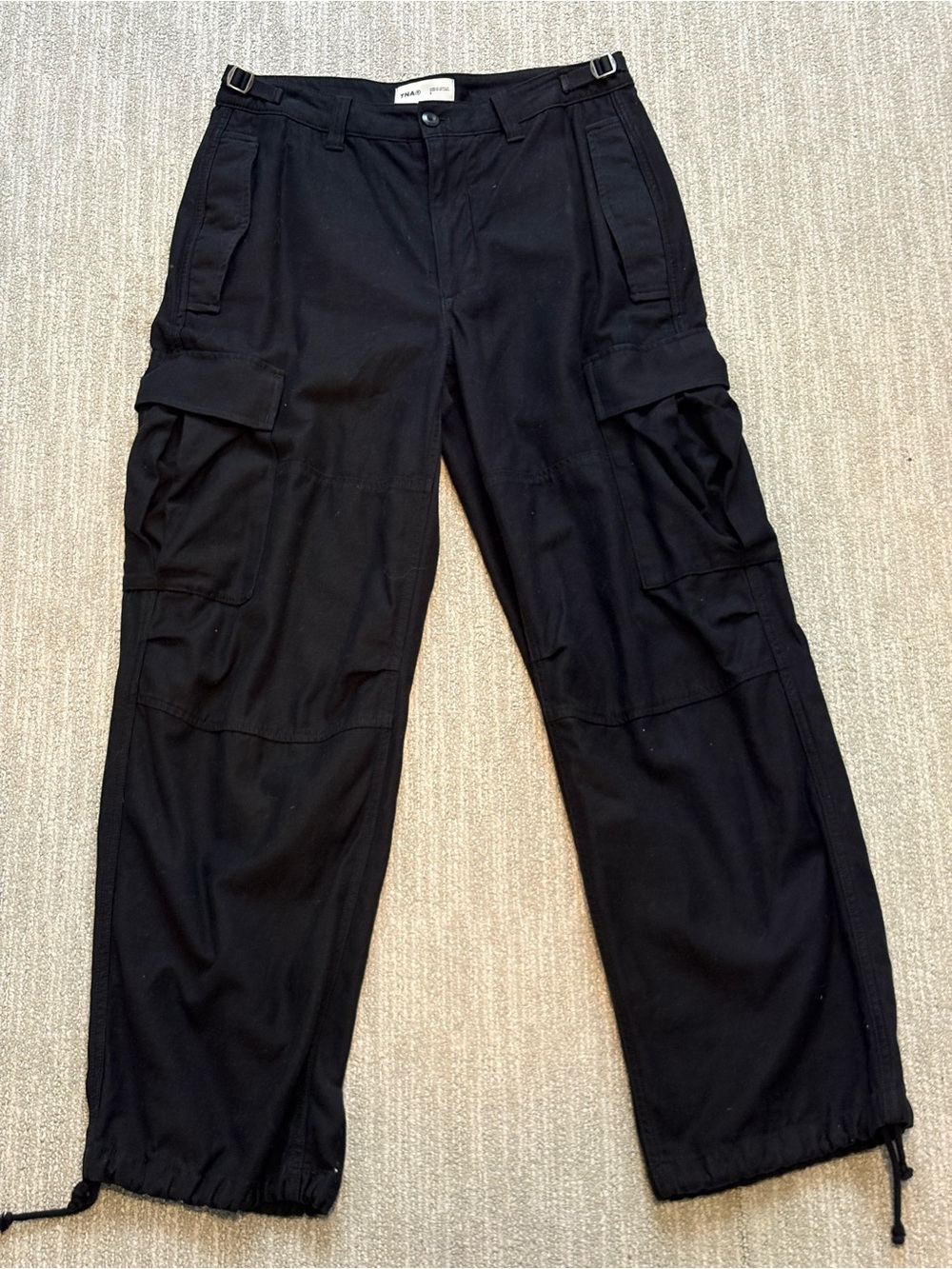 Aritzia TNA supply cargo pants